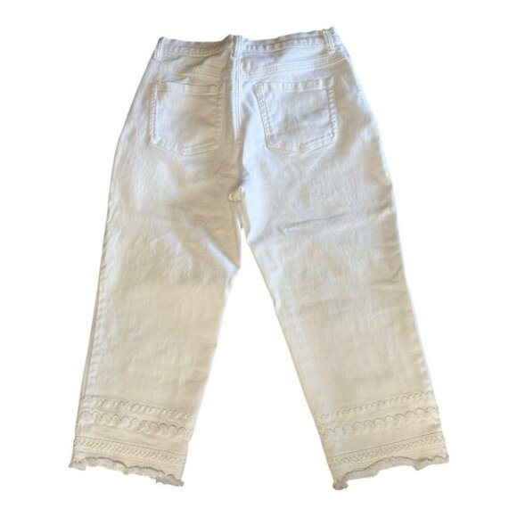 Gloria Vanderbilt Amanda Cropped Jeans~Size 6~White Embroidery Detail ~ L10 14 - Picture 3 of 11